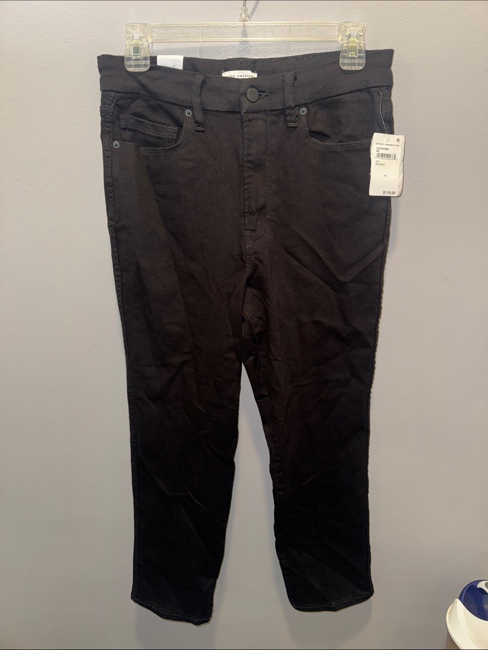 Good American  Good Curve Straight Jeans in Black